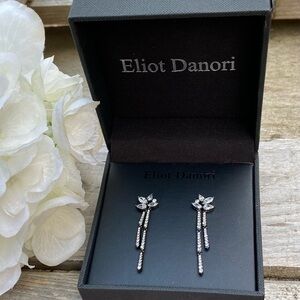 NWT ELIOT DANORI DARK SILVER TONE MARQUISE CRYSTAL CLUSTER DANGLE DROP EARRINGS